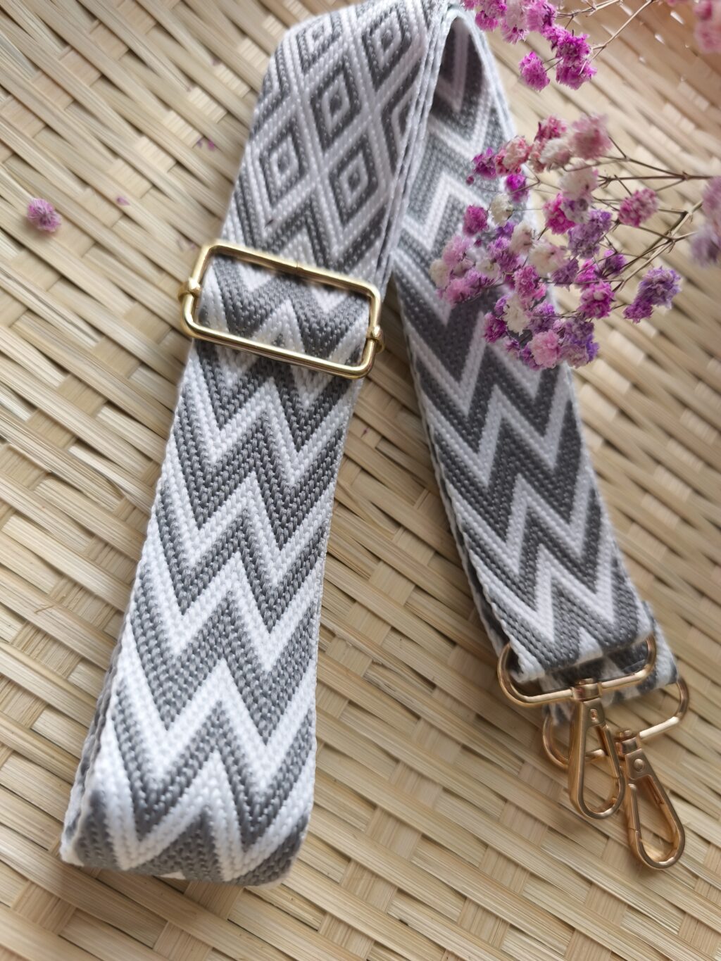 Fabric handle for hand bag (138 cm). Grey/white