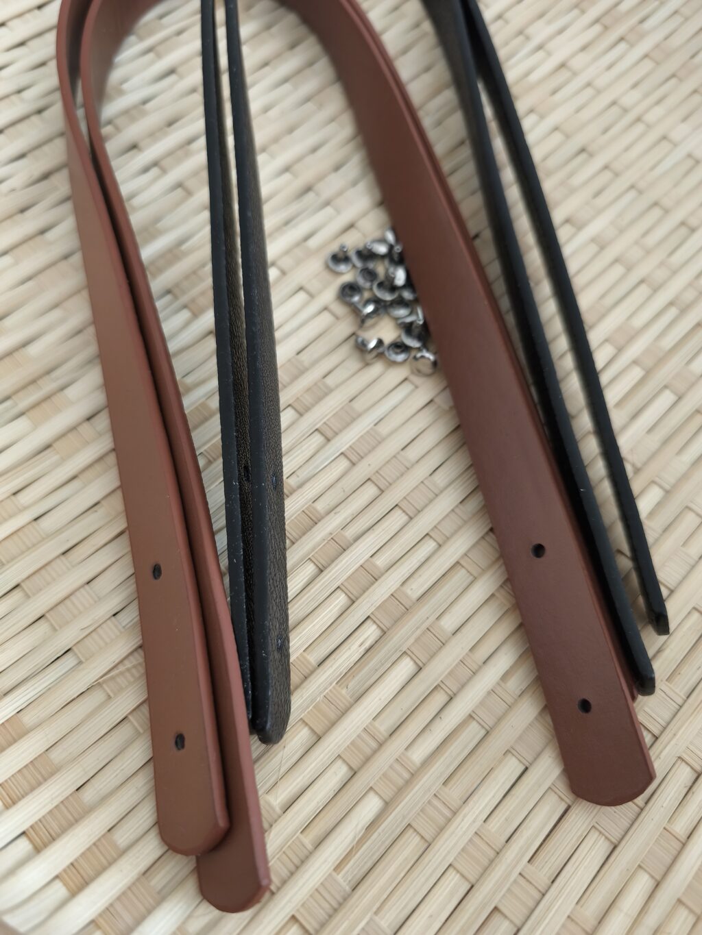 Kunstledergriff für Handtasche (60 cm), zum Anklipsen. Mehrere Farben